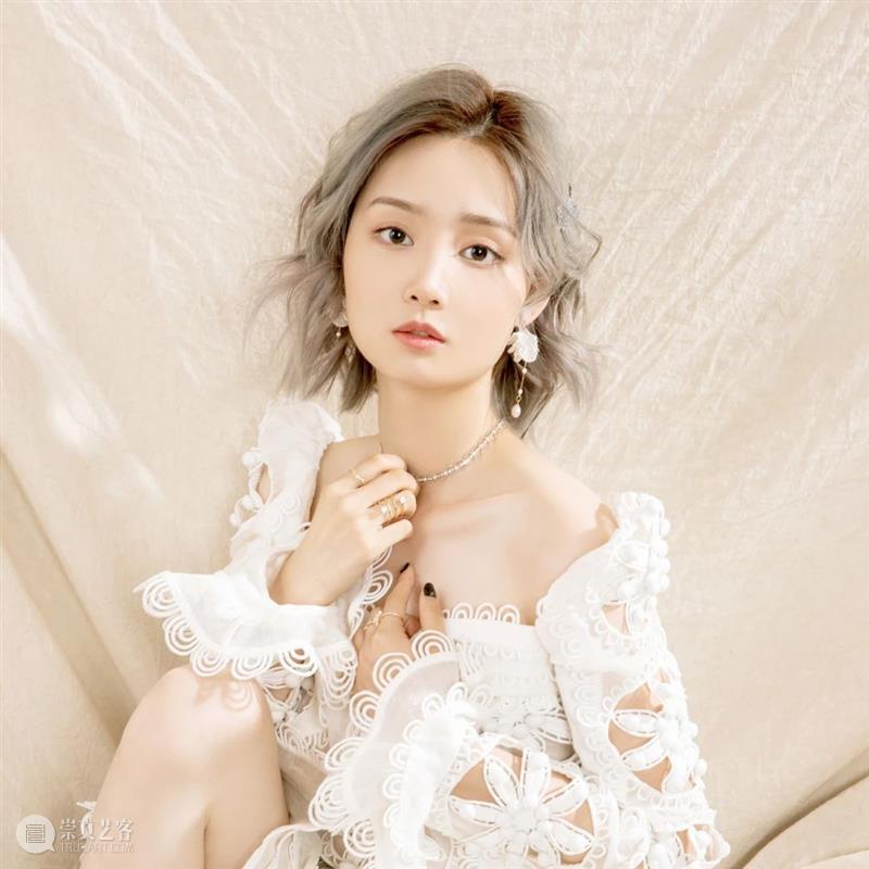 今日上演 | 家庭音乐剧《故宫里的大怪兽之消失的龙女嫁衣》 北演演艺 家庭 音乐剧 故宫里的大怪兽之消失的龙女嫁衣 时间 地点 北京海淀剧院 票价 VIP 套票 价格 崇真艺客